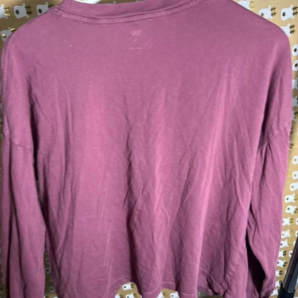 Woman's Dark Pink SO long sleeve size Large - Picture 3 of 3